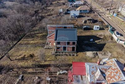 Casă cu 5 camere cu Teren 1851 Mp în Fântânele (Hemeiuș) - 3