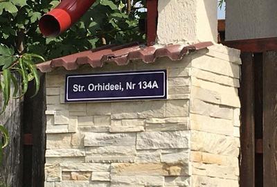 Teren de 1037 mp, în Olteni - 3