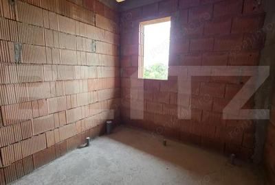 Casa pe un nivel, 3 camere, 100 mp ?i teren generos de 500 mp - zona Unirea - 4