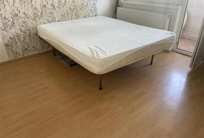 Apartament cu 2 camere decomandat, mobilat în Sud - 1