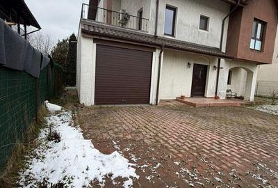 Casă cu 7 camere cu Teren 500 Mp în Gherăiești - 1