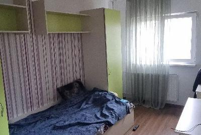 Apartament cu 3 camere semidecomandat în Colentina - 3