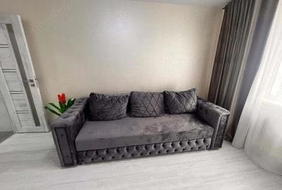 Garsonieră decomandată în 13 Septembrie