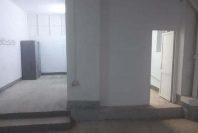 Spațiu comercial, de 140 mp, în Central - 10