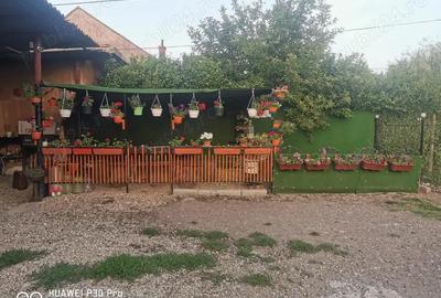 Spațiu comercial, de 190 mp, în Central - 4