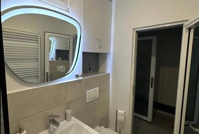 Direct Proprietar - Apartament de 2 camere modernizat, 48,7mp,  Calea Sagului - 12