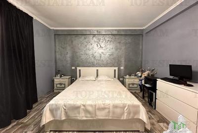 Casă individuală cu 9 camere cu Canalizare în Palazu Mare - 3