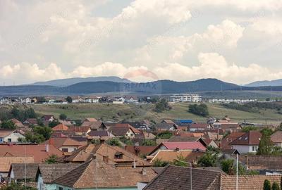 Apartament cu 3 camere de vanzare in Sebe? COMISION 0% - 7