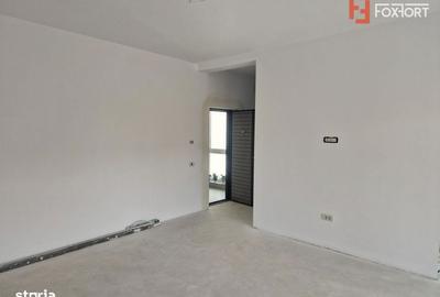 Apartament cu 2 camere decomandat în Remetea Mare