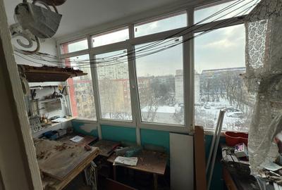 Apartament cu 4 camere decomandat în P-ța Reșița - 3