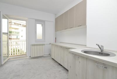 VANZARE APARTAMENT 4 CAMERE UNIRII - PIATA UNIRII - FANTANI - 25