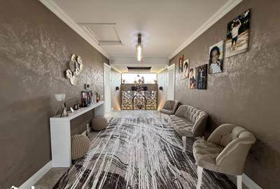 Casă cu 6 camere cu Teren 410 Mp în Central - 3