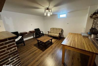 Casă cu 5 camere cu Teren 436 Mp în Micești - 6