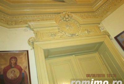 Casă cu 14 camere cu Teren 550 Mp în Romană - 4