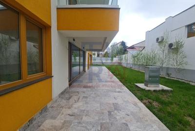 Apartament 3 camere cu terasa si gradina 80 mp, bloc boutique in zona Domenii