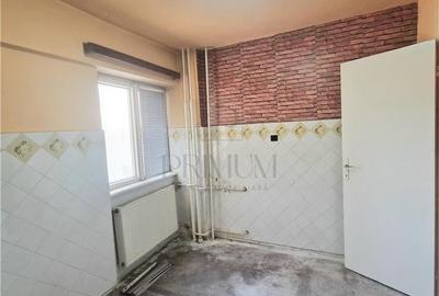 OCAZIE!!!-SAGULUI - 4 cam - 2 bai - 1 balcon - 1 terasa - personalizabil - ETAJ - 7