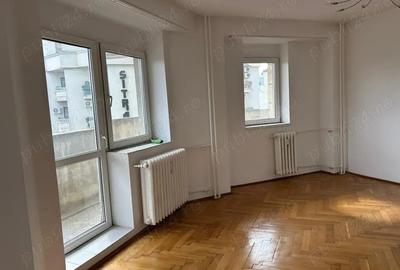 Ultracentral UNIRII FANTANI 2 camere decomandate Proprietar comision 0% . Liber - 3