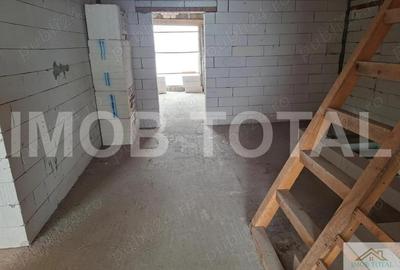 Casă în Periferie - 15