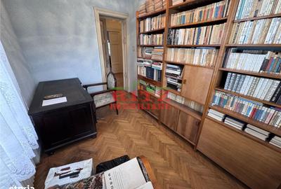 Casă cu 4 camere cu Teren 938 Mp în Central - 8