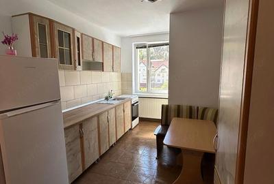 Apartament cu 2 camere decomandat în Central - 1