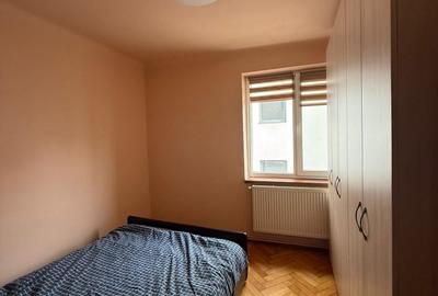 Ap 2 cam semidec, mobilat + utilat, cu CT, et. 1/3, CENTRAL - Piata Cipariu - 4