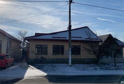 Casă cu 6 camere cu Teren 1800 Mp în Brazii