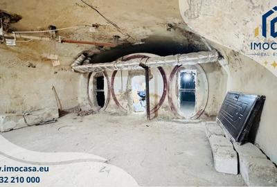 Spațiu comercial, de 280 mp, în Central - 9