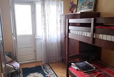 Apartament cu 2 camere decomandat în Micro 14 - 2