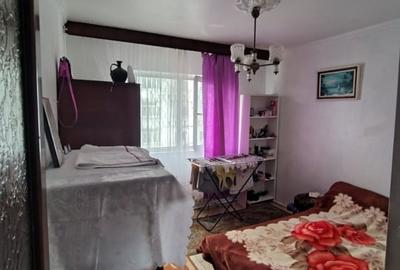 Nicolina 1- Apartament 3 camere decomandat, etajul 3/4 - 3