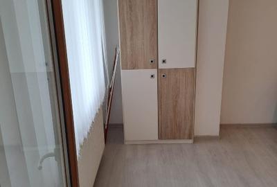 Vănd garsonieră , Str.Schitului, nr.5 - 2