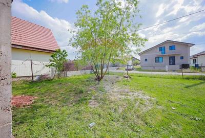 Casă cu Teren 1013 Mp în Cordău - 2