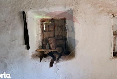 Casă cu 2 camere cu Teren 1884 Mp în Livezile - 4