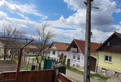Casă cu 1100mp teren in satul Colun - la 40 km de Sibiu - 6