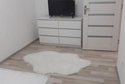 Apartament cu 3 camere decomandat în Central - 2