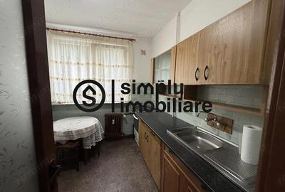 3 camere, etaj 1, Facultatea de Drept - 118 000 Euro - 2