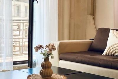 Apartament cu 2 camere semidecomandat, mobilat în Nord