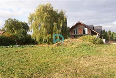 Teren Construcții intravilan de 835 mp, în Cristian - 5