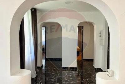 Apartament cu 3 camere de vanzare in zona Est - 2