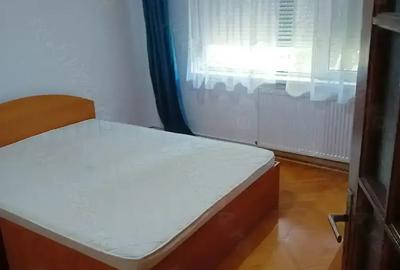 Proprietar inchiriez - 2