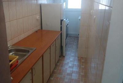 Garsonieră decomandată în Central - 4