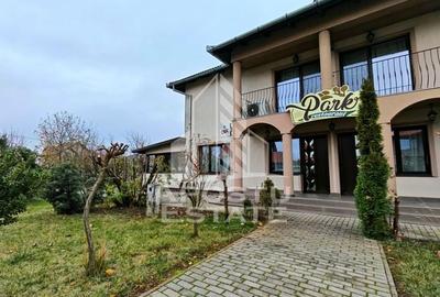 Casa individuala si restaurant cu predare la cheie, Sag, COMISION 0 - 2