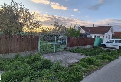 Casă cu 2 camere cu Teren 1900 Mp în Copăcel - 1