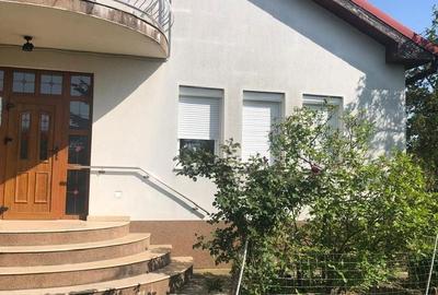 Casă cu 9 camere decomandat cu Teren 3000 Mp în Vladimirescu - 2