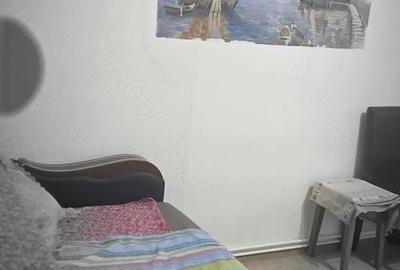 Garsonieră decomandată în Central - 2