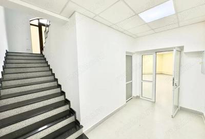 Spatiu Comercial de inchiriat in zona Titan - 2