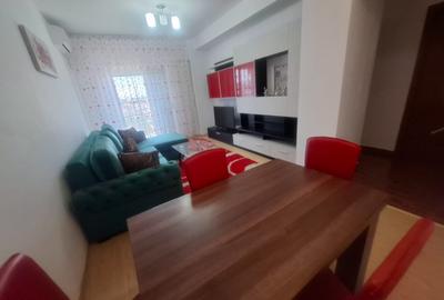 Apartament cu 2 camere decomandat în Trocadero - 2