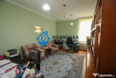 Casă cu 2 camere cu Teren 1500 Mp în Central - 2