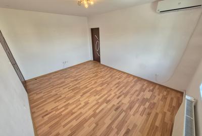 Apartament cu 2 camere decomandat în Spitalul Județean - 12