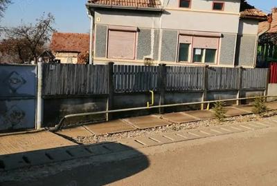 Casă cu 3 camere în Central - 4