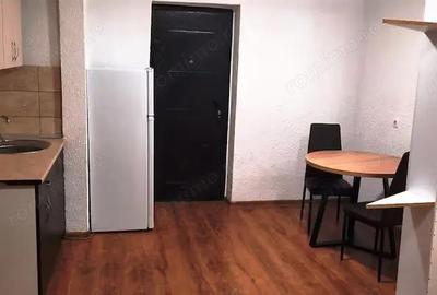 Ofer spre inchiriere garsoniera in zona Colentina - 2
